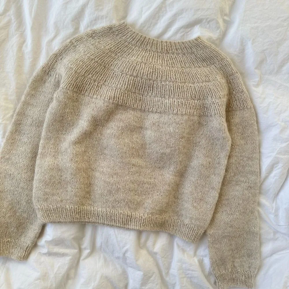 Anker's Sweater Adult Knitting Pattern - PetiteKnit
