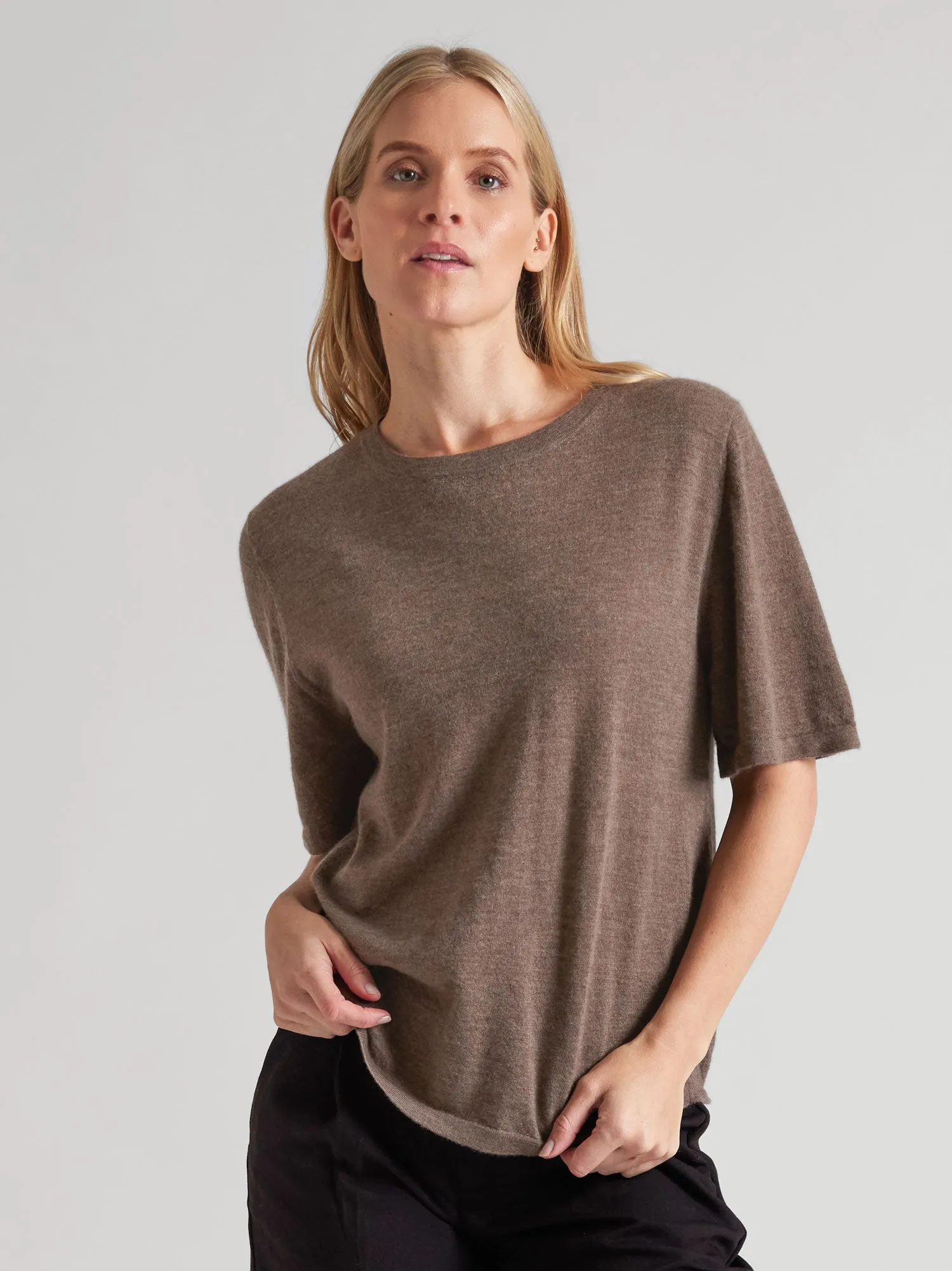 Cashmere top "Airy top" - dark toast