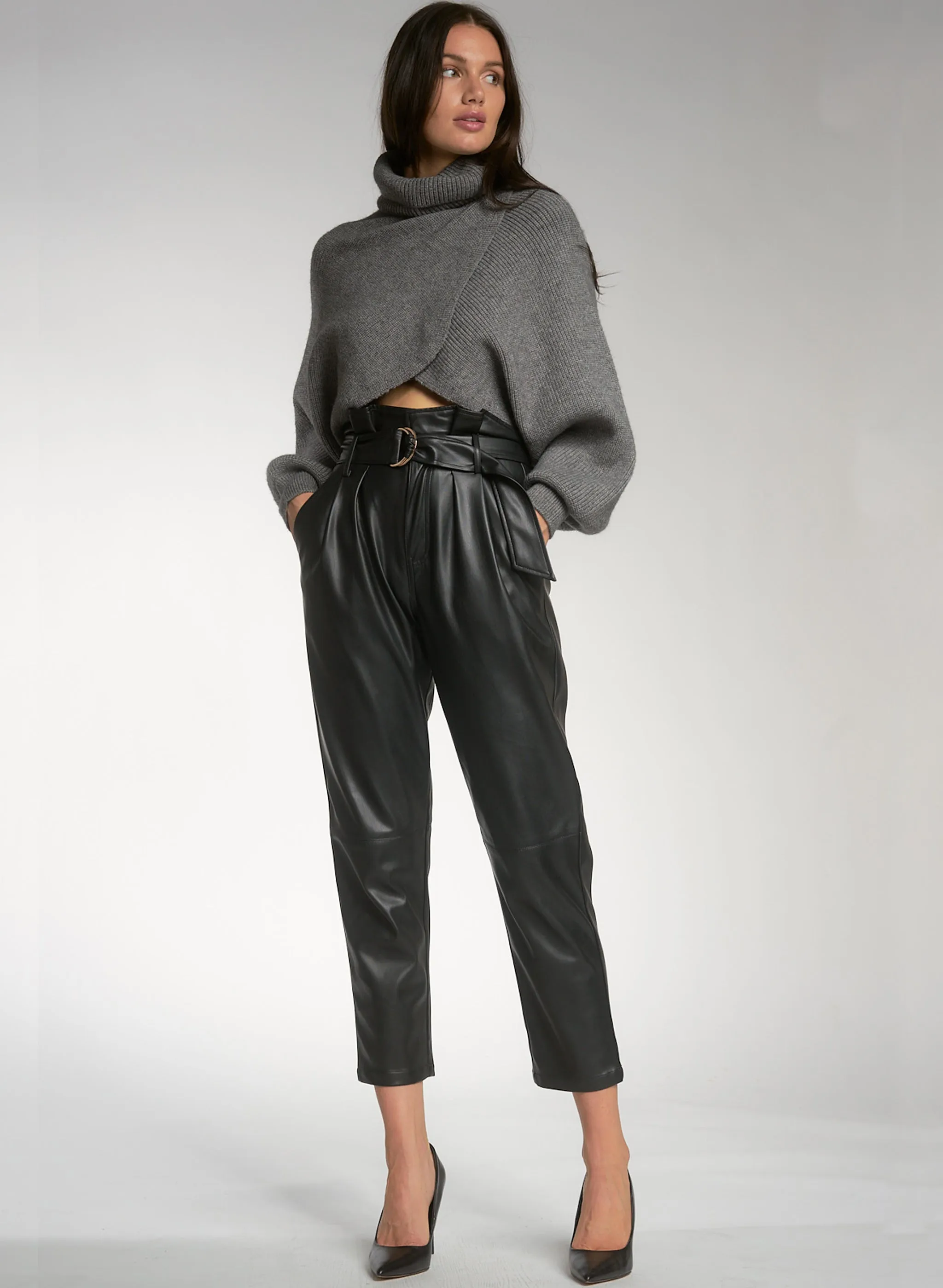 Elan - Faux Leather Pants - Black