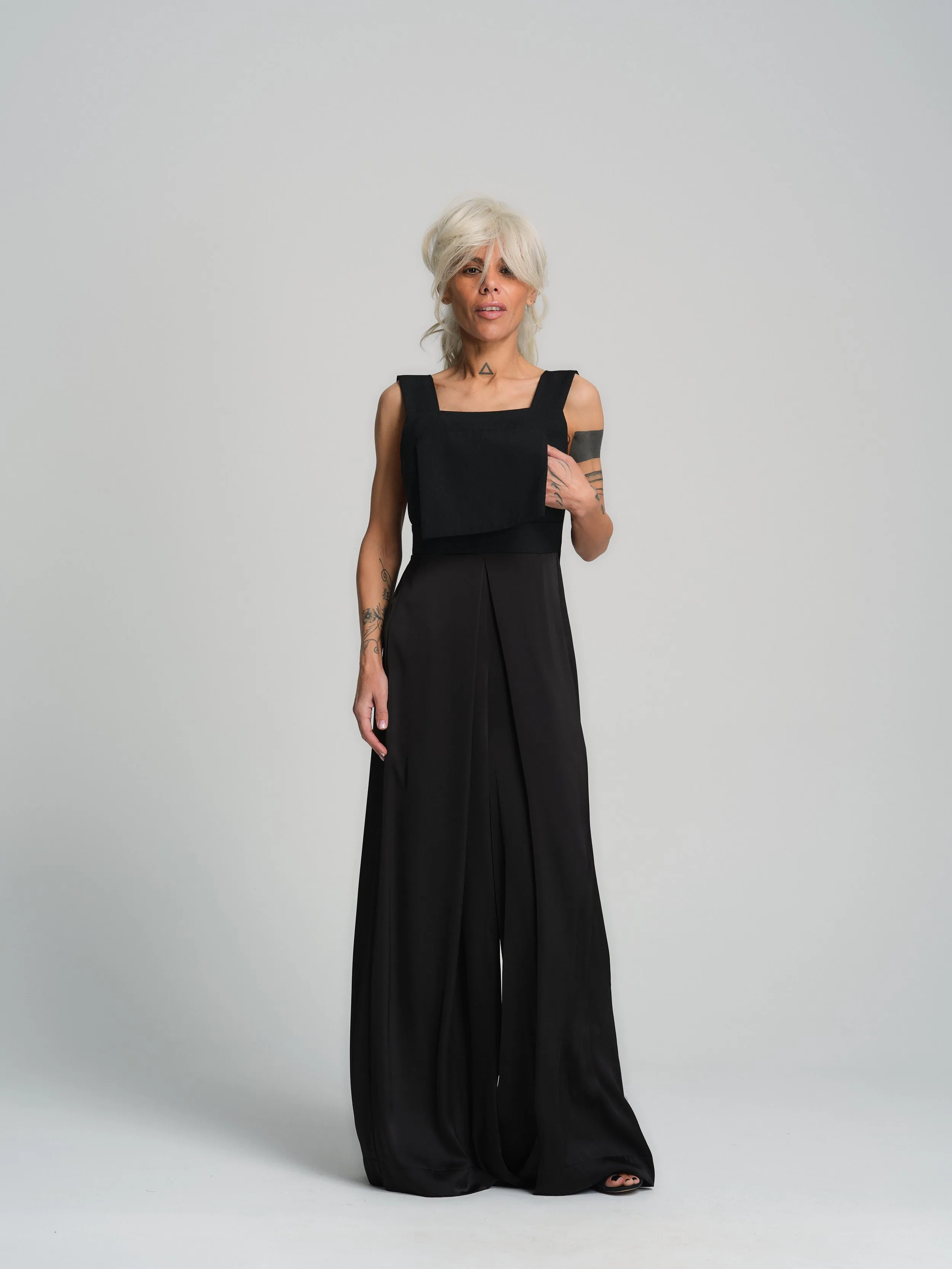 Glamorous Black Open-Back Jumpsuit