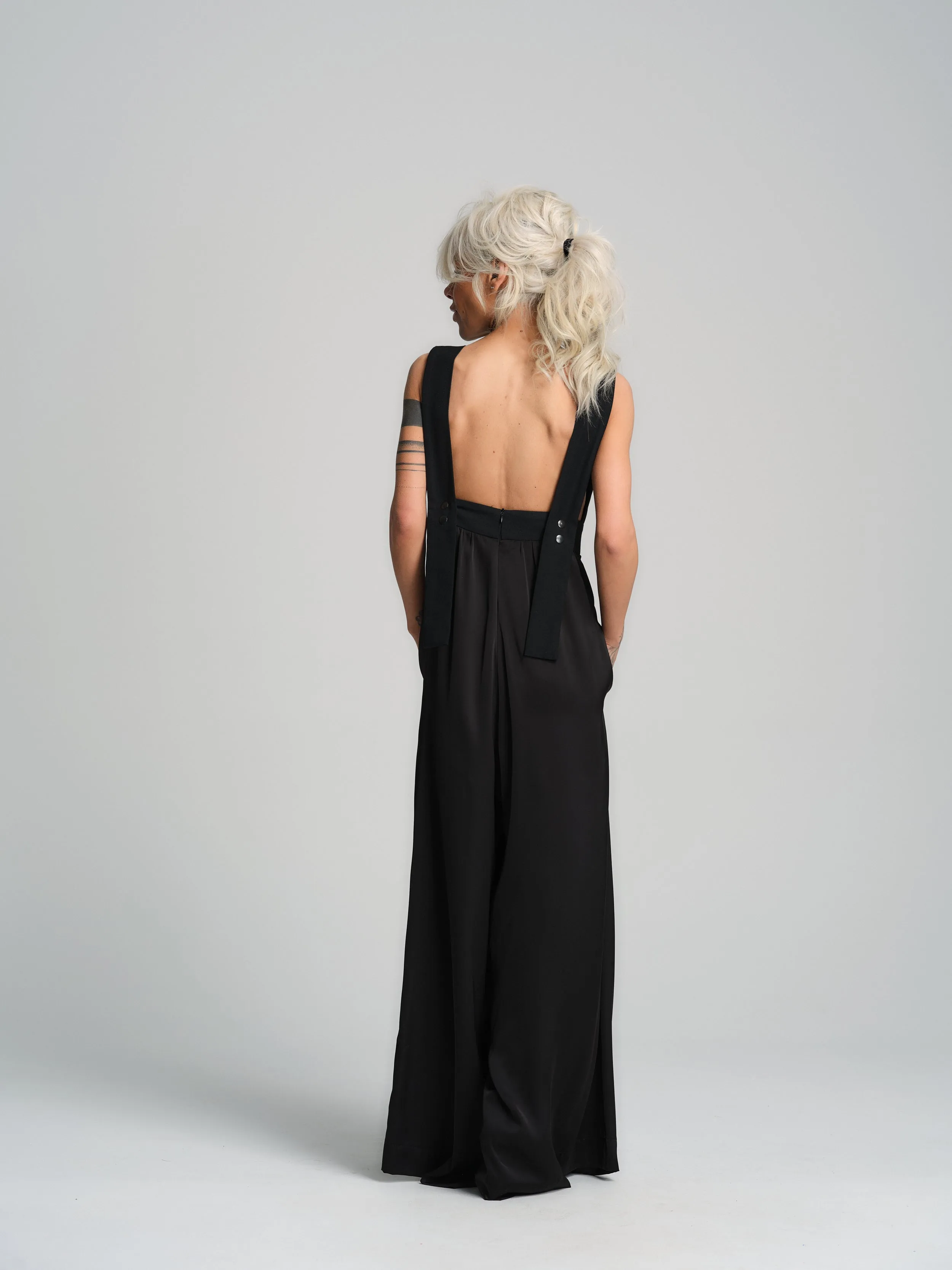 Glamorous Black Open-Back Jumpsuit