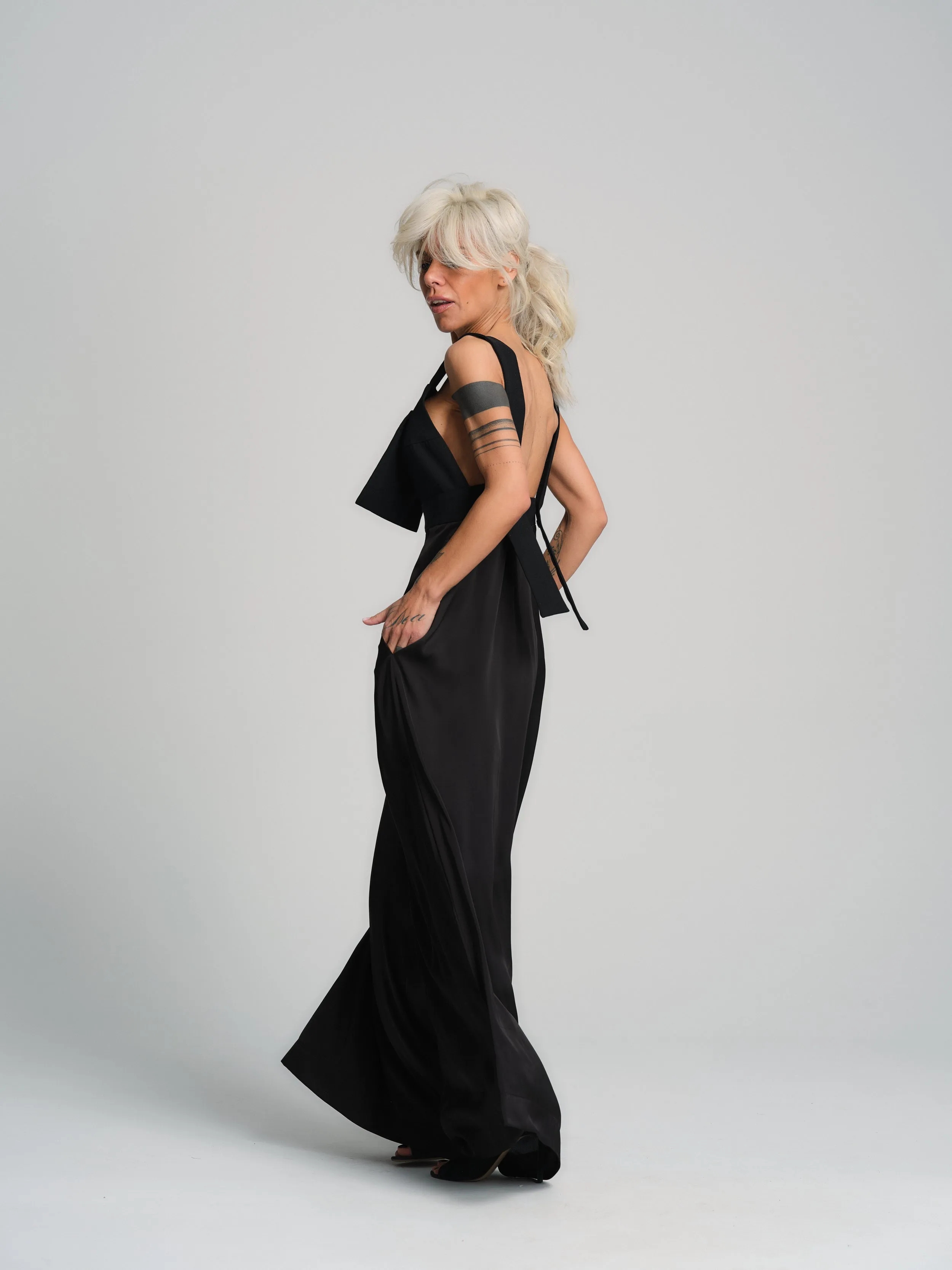 Glamorous Black Open-Back Jumpsuit