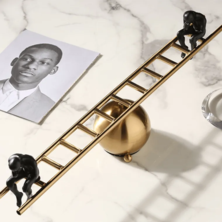 Iconic Balancer Showpiece