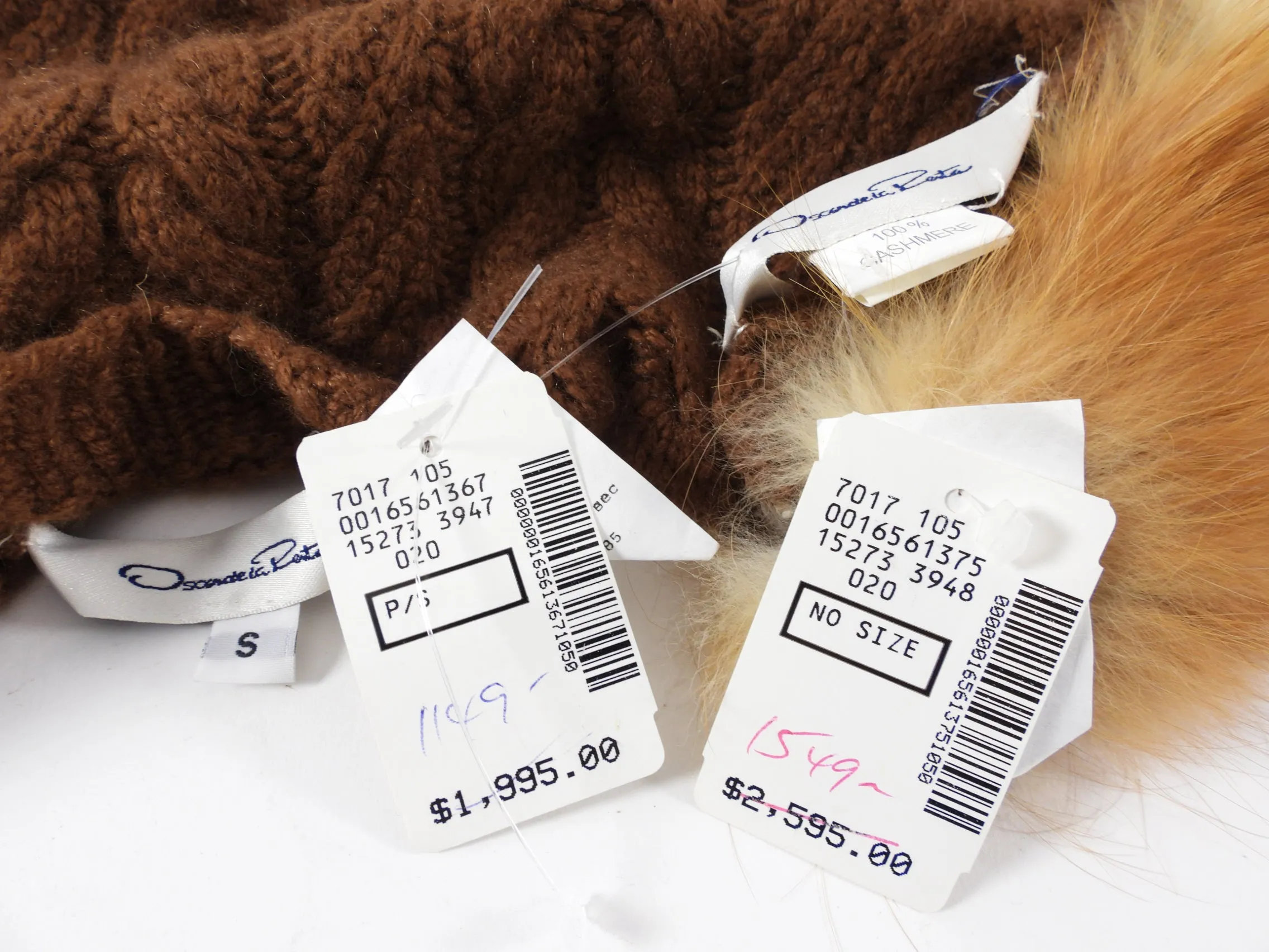 Oscar de la Renta Brown Cashmere Scarf and Sweater Set - S