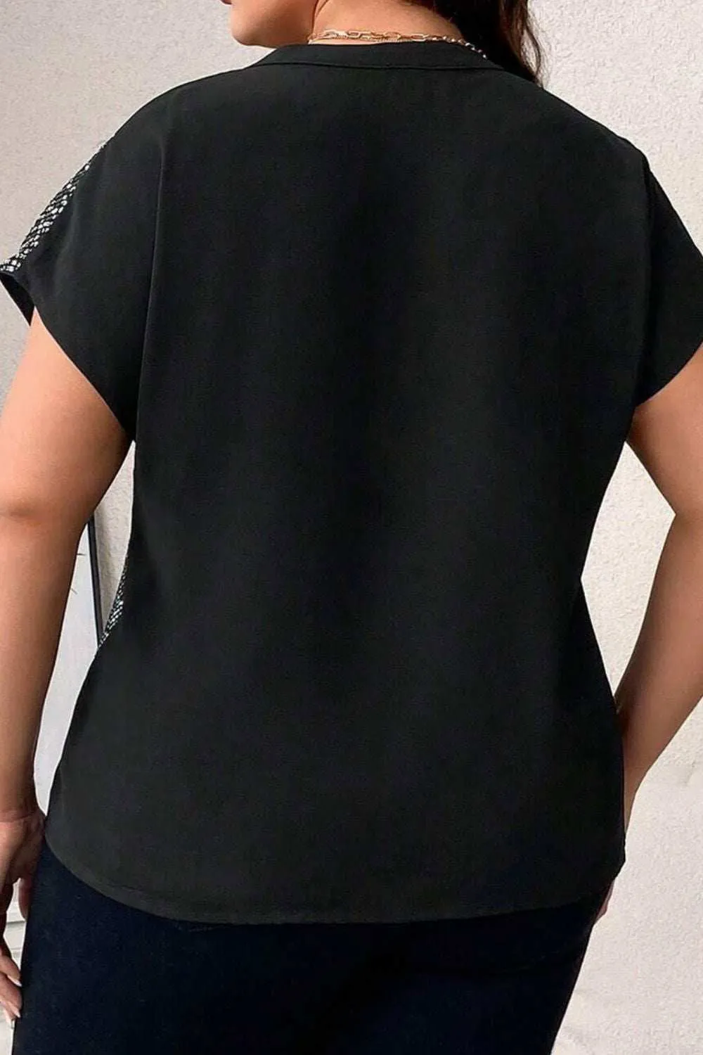 Plus Size Sequin Notched Short Sleeve T-Shirt for Stylish Comfort