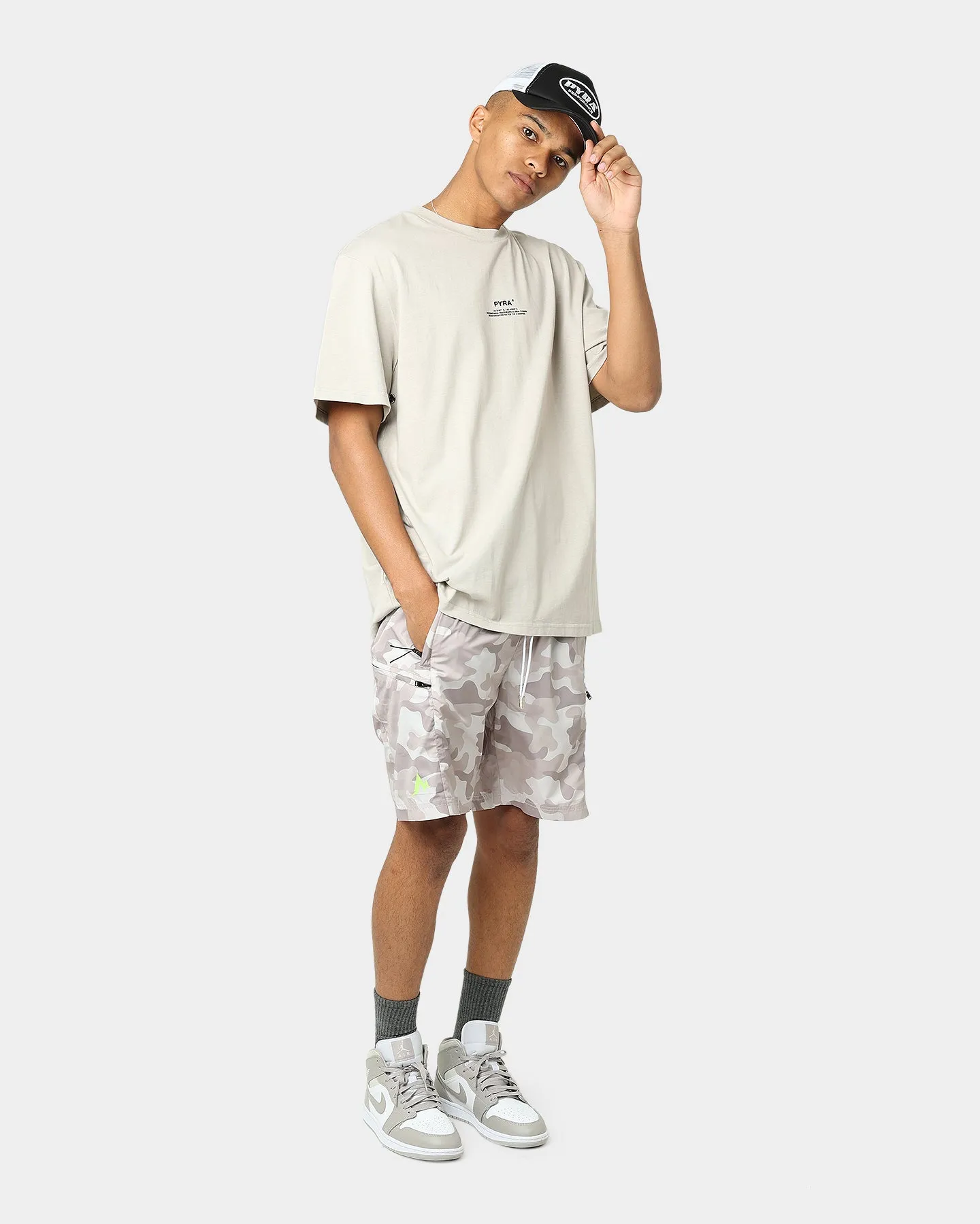 Pyra Stacked Logo T-Shirt Chateau Grey