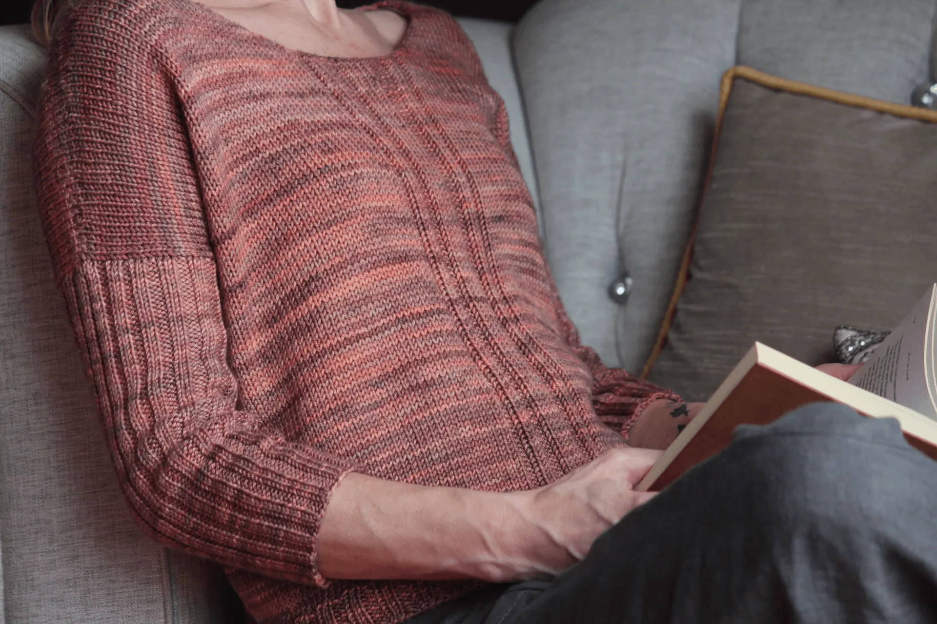 Rosa Pullover Free Knitting Pattern