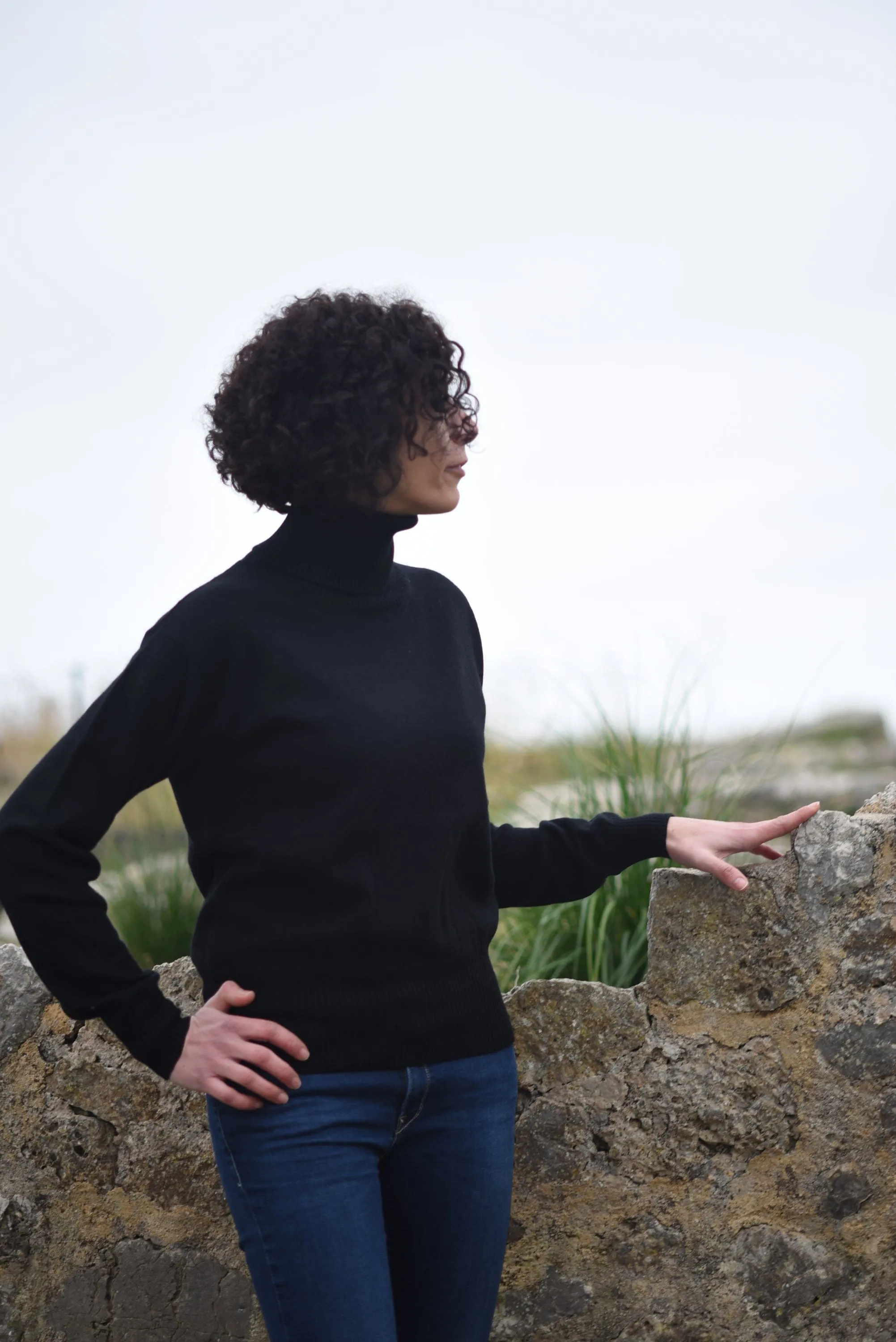 Women's Cashmere Black Turtleneck Sweater